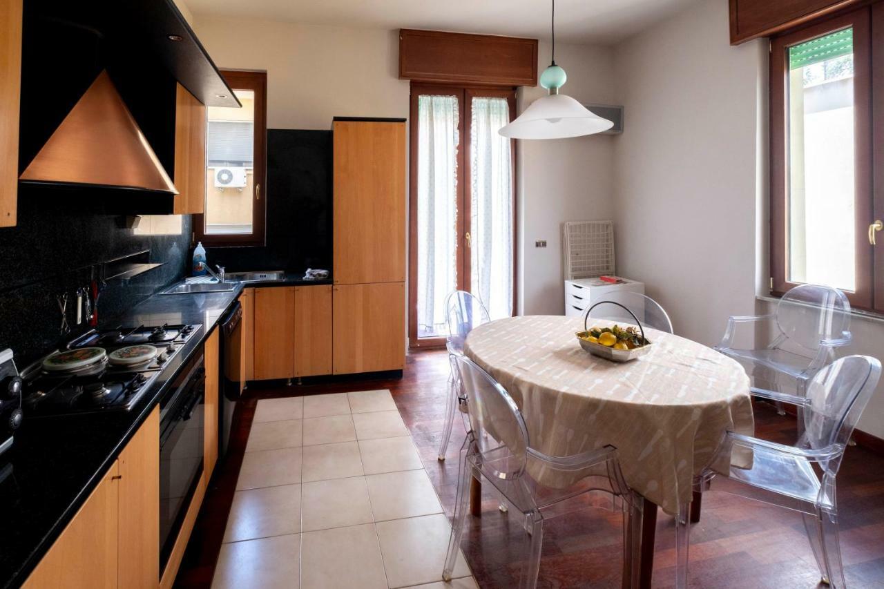 B&B Immacolata Napels Buitenkant foto